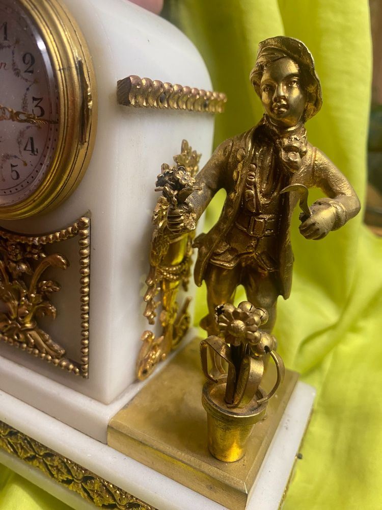Petite Pendulette  Borne au jardinier fleuriste de Planchon , Maître Horloger à Paris XIXème marbre 