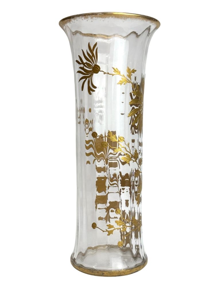 Baccarat, vase à décor des marguerites 