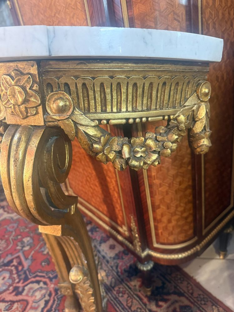 LOUIS XVI STYLE HALF-MOON WALL CONSOLE IN CARVED AND GILT WOOD