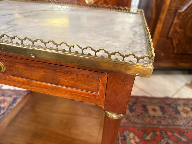 TABLE DE SALON EPOQUE LOUIS XVI