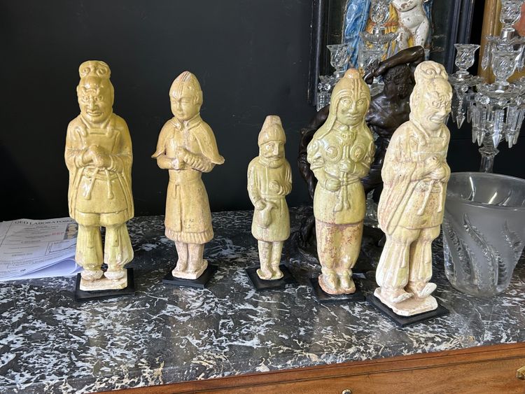 Statua funeraria in ceramica dalla Cina, periodo Sui (581-618) - dinastia Tang - N° 5