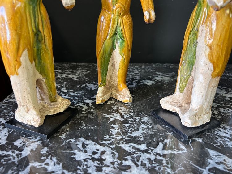 Set di statuette di tre sposi Ceramica cinese Periodo Tang (618-907) dinastia