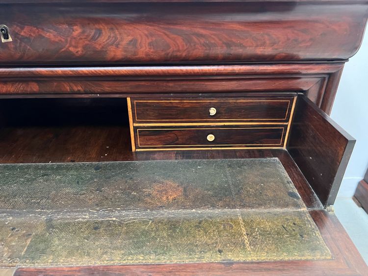 Cassettone in mogano Luigi Filippo XIX secolo