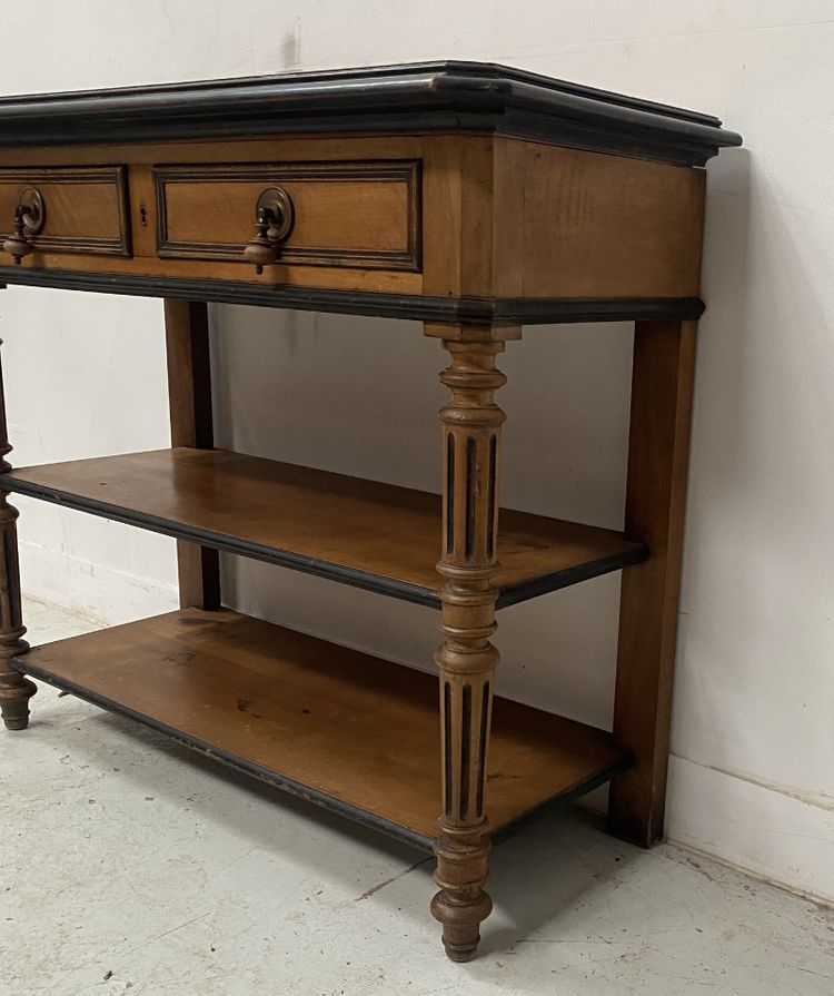 Console Napoléon III en noyer et placage de noyer XIX siècle