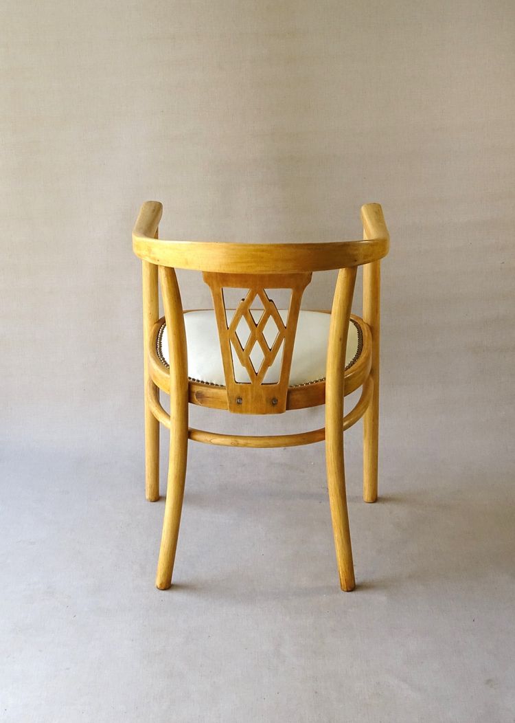 Poltrona Thonet in pelle N° A969 F, 1930 circa, Art déco