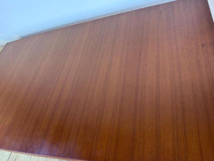 Table a allonges de style scandinave en teck fabrication française 1960
