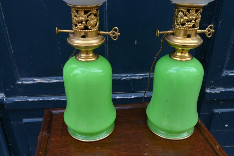 Paar Lampen aus Opalin-Glas XIX, Provenienz Madeleine Castaing