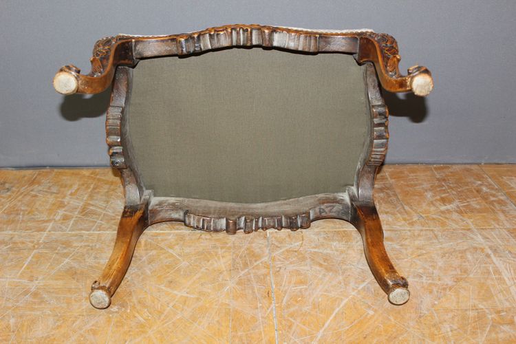 Coppia di sgabelli Luigi XV in noce del 1900 circa