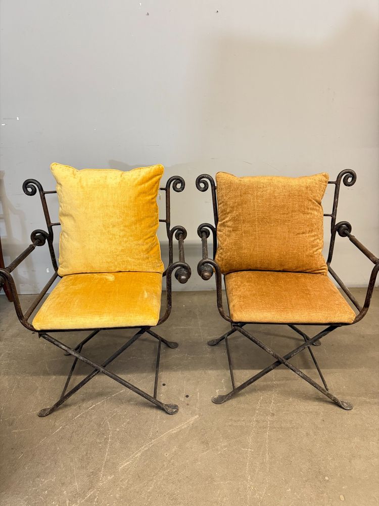 Coppia di poltrone in ferro battuto classiche XX sec 96x74x55cm