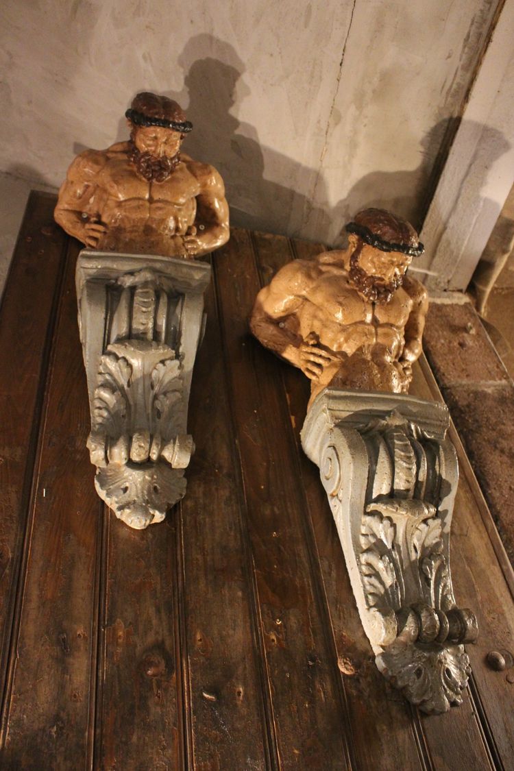 Coppia di console Atlantes