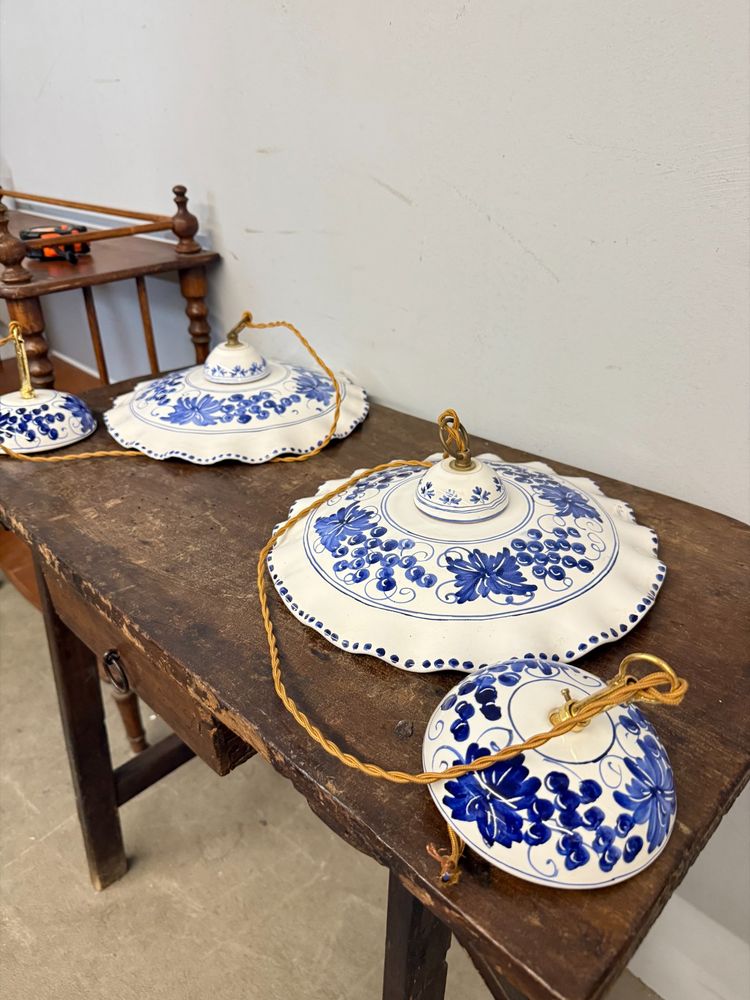 Pair of hand-painted ceramic chandeliers 20th century, 30x7cm