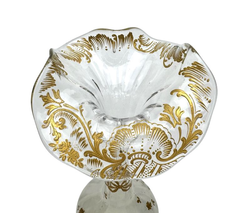 Baccarat - Vase à décor floral 