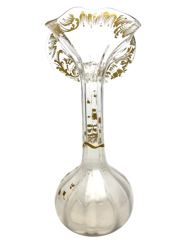 Baccarat - Vase à décor floral 