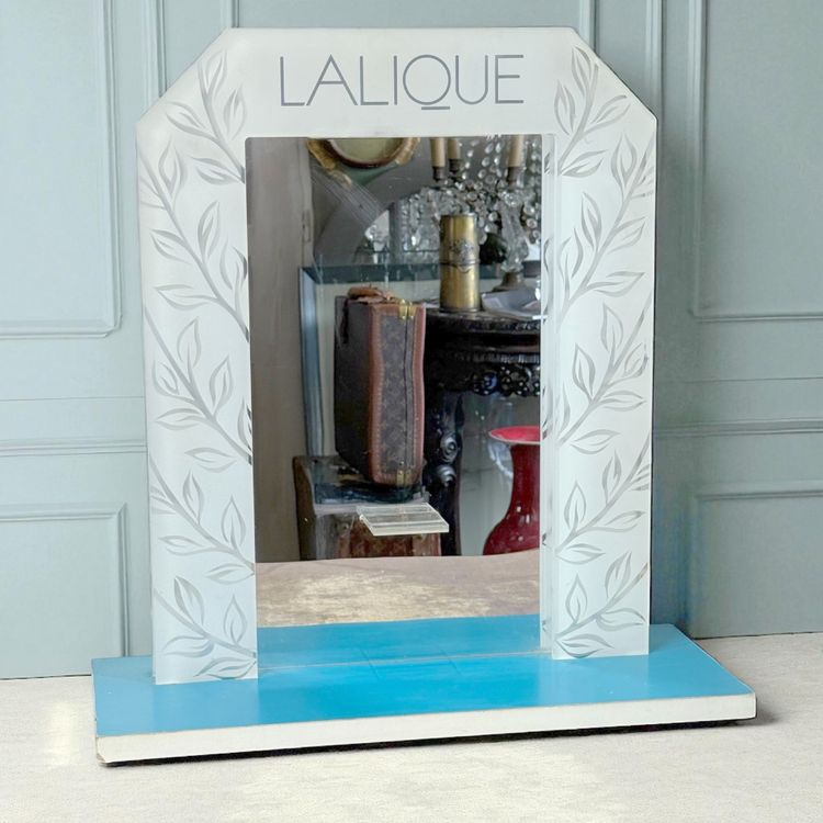 PRÉSENTOIR ANCIEN DE MAGASIN DE LA MARQUE LALIQUE EN PLEXIGLAS ET MIROIR