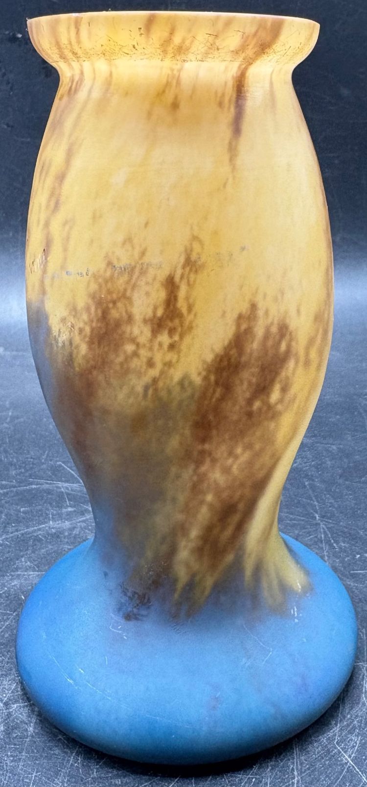 PÂTE DE VERRE VASE