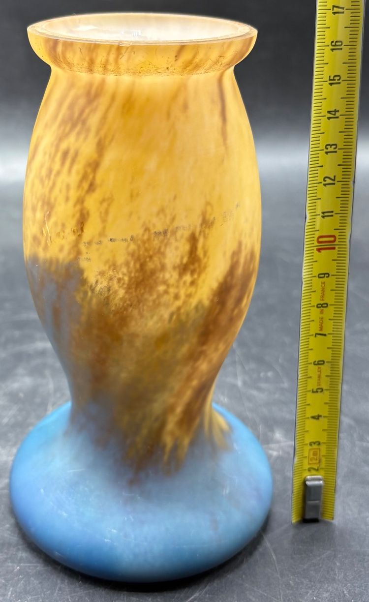 PÂTE DE VERRE VASE