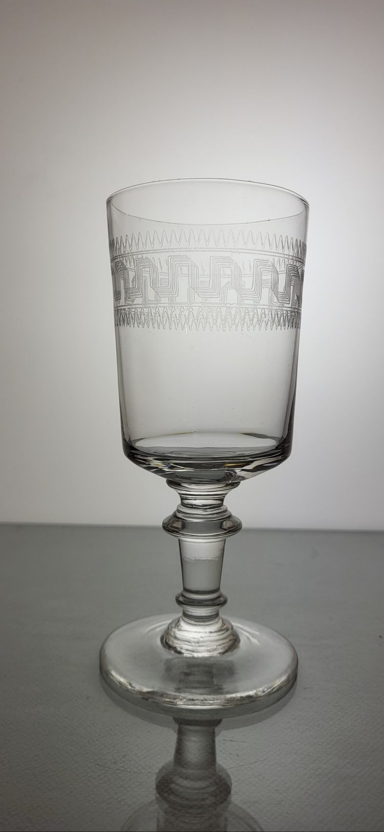 18 water/wine glasses Late 19th century