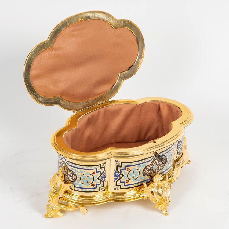 Un Coffret à Bijoux En Bronze Cloisonné, XIXème Siècle 