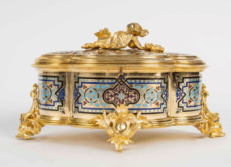 Un Coffret à Bijoux En Bronze Cloisonné, XIXème Siècle 