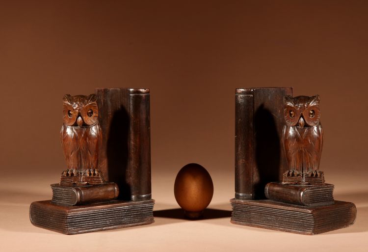  Pair of Black Forest owl-shaped bookends, circa 1900-1920.