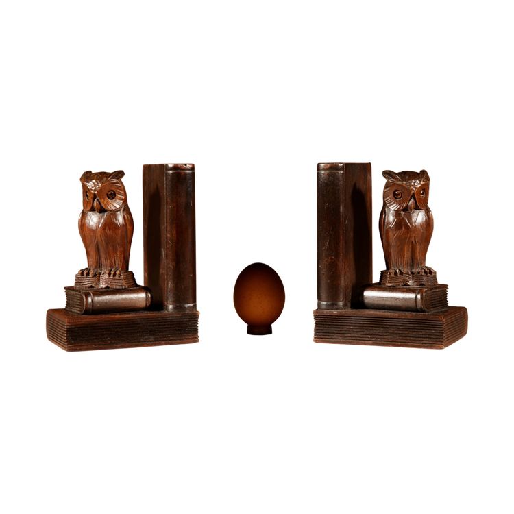  Pair of Black Forest owl-shaped bookends, circa 1900-1920.