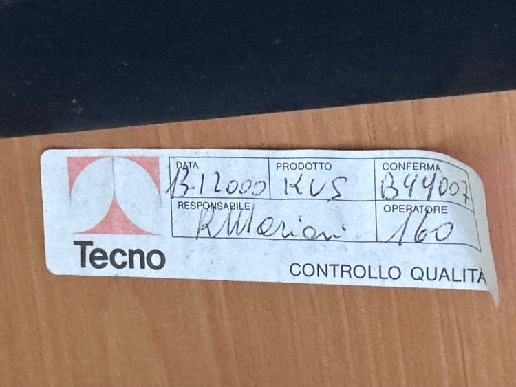 Scrivania KUM di Gae AULENTI anni '80 per TECNO