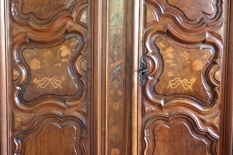 Louis XV cabinet from the 18th century