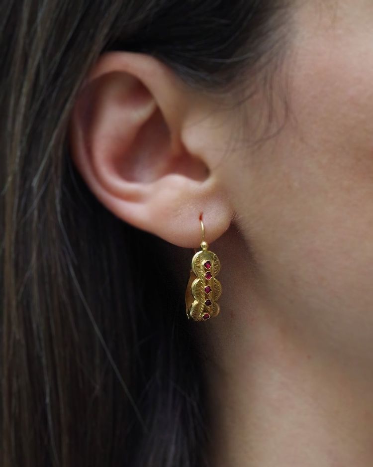 Boucles d’oreille régionales briquet en or 18k, poissardes anciennes, boucles anciennes 