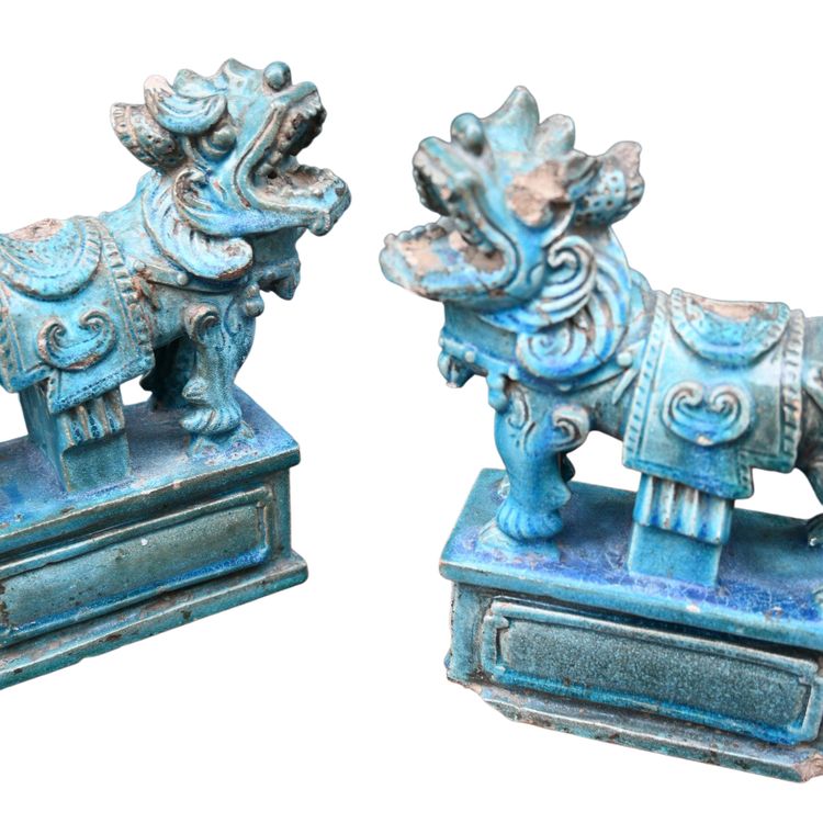 Paire de chiens de Fô en grès époque Ming XVII