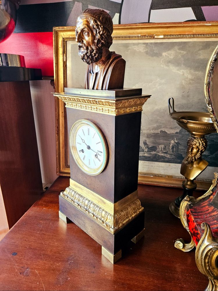 Orologio a bitta con busto di Omero 1820 ca.