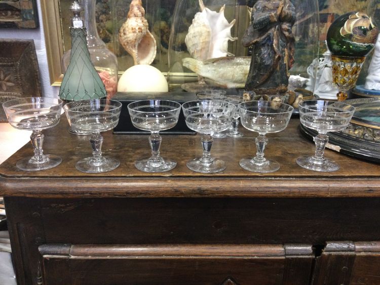 6 coupes à champagne en cristal 