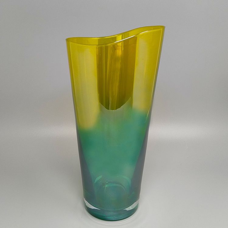 Vase de luxe vert et jaune en verre de Murano fabriqué à la main dans les années 1970 par Ca dei Vetrai. Fabriqué en Italie