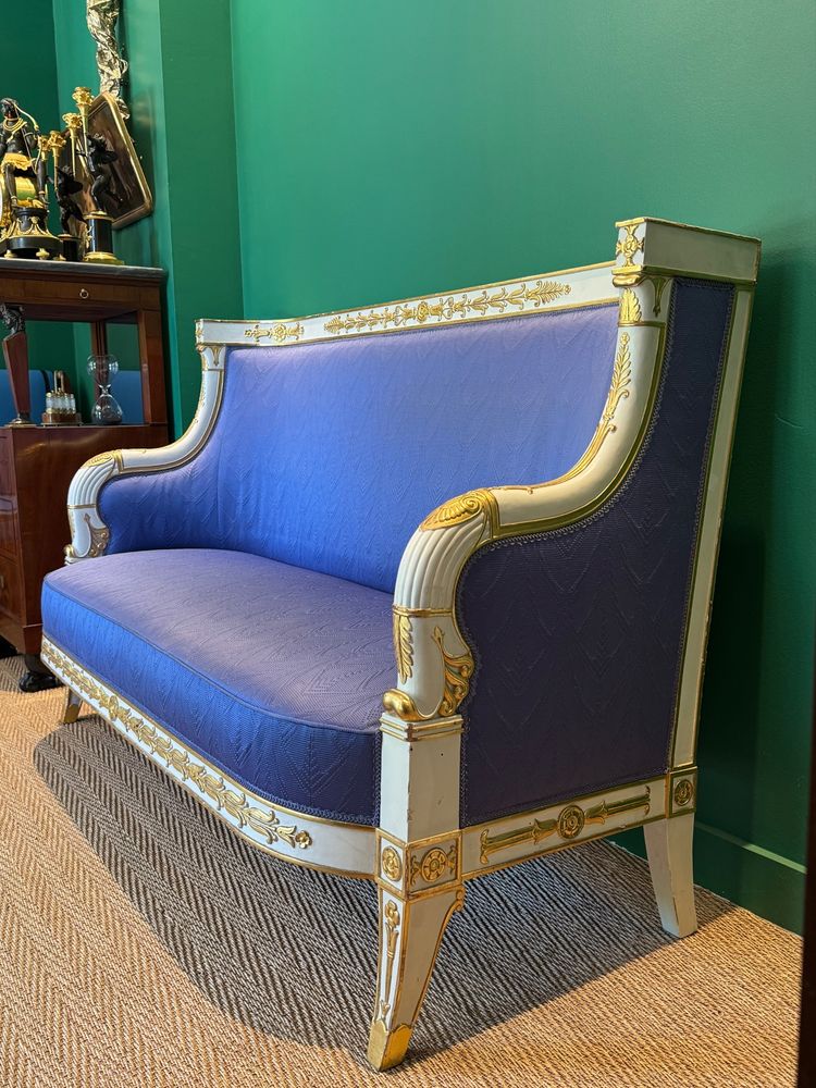 Canapé d’époque Empire, dans le goût de Jacob-Desmalter ou Marcion.