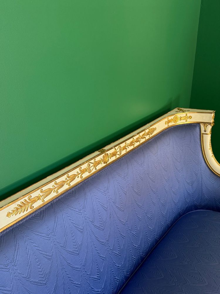 Canapé d’époque Empire, dans le goût de Jacob-Desmalter ou Marcion.