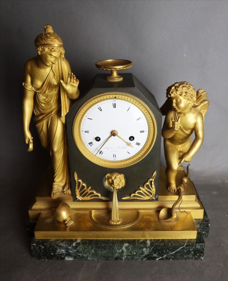pendule bronze doré signée lefevre successeur de De Belle