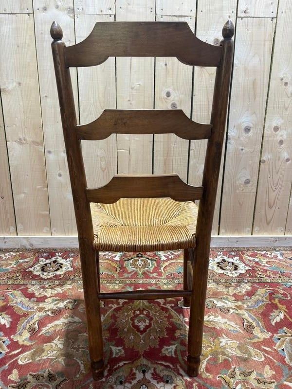 Sallery chairs Service Dining Room