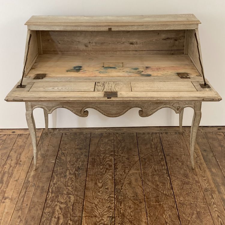 Bureau de pente XVIII