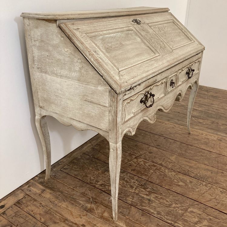 Bureau de pente XVIII