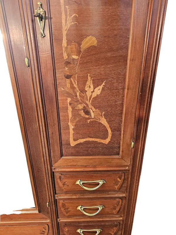 Armoire Art Nouveau Ecole de Nancy "Aux Roses"