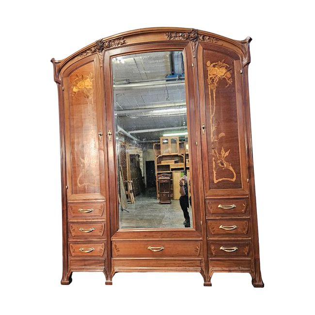 Armoire Art Nouveau Ecole de Nancy "Aux Roses"