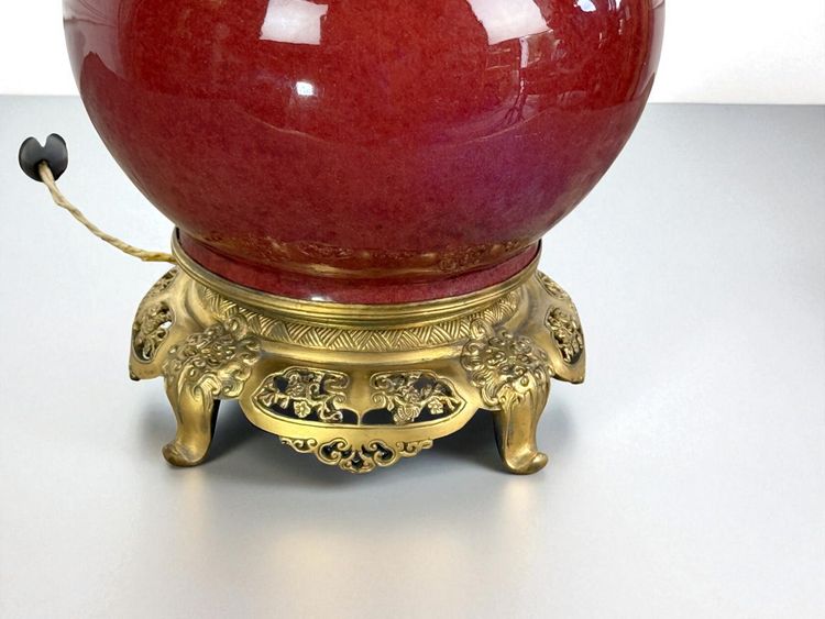 LAMPE CHINE ÉPOQUE NAPOLÉON III EN CÉRAMIQUE SANG DE BŒUF ORNÉE DE BRONZE DORÉ