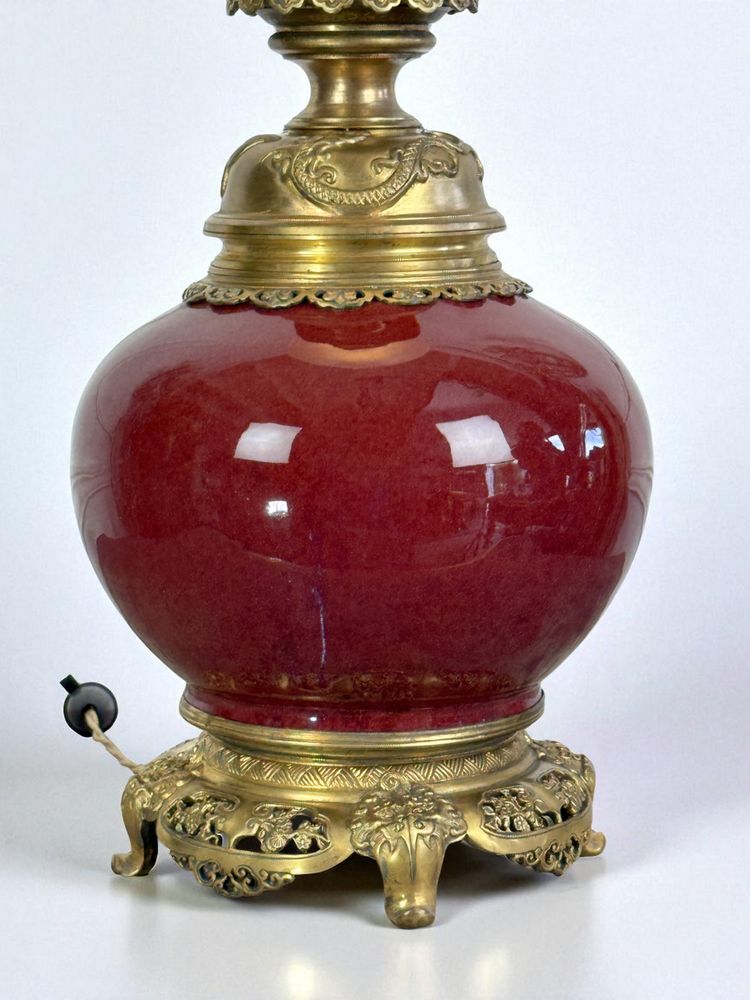 LAMPE CHINE ÉPOQUE NAPOLÉON III EN CÉRAMIQUE SANG DE BŒUF ORNÉE DE BRONZE DORÉ