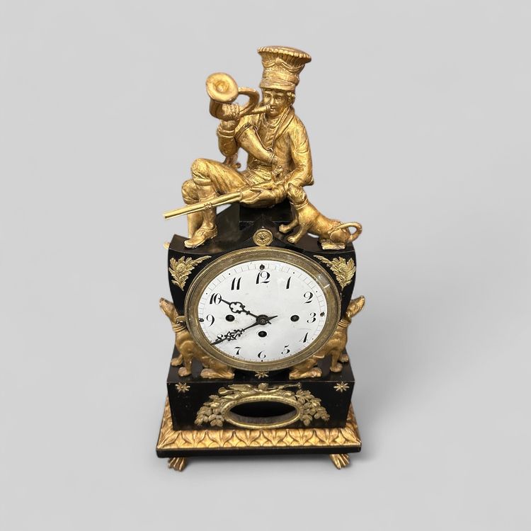 Austrian clock in lacquered and gilded wood, early 19th century - Vienna - Austria - Empire H 50 cm