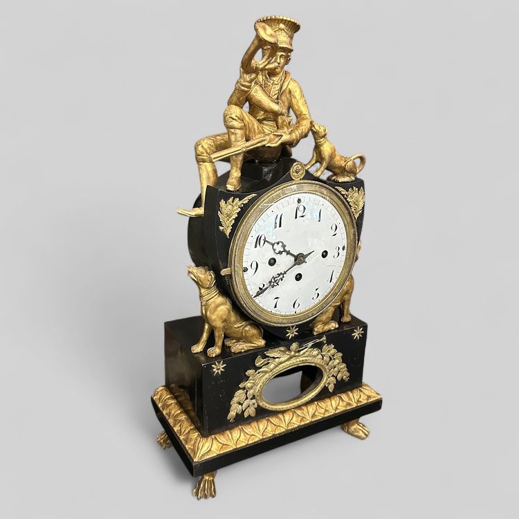 Austrian clock in lacquered and gilded wood, early 19th century - Vienna - Austria - Empire H 50 cm
