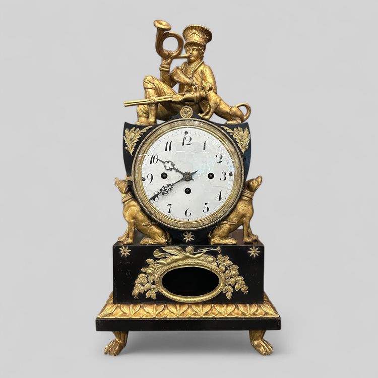 Austrian clock in lacquered and gilded wood, early 19th century - Vienna - Austria - Empire H 50 cm