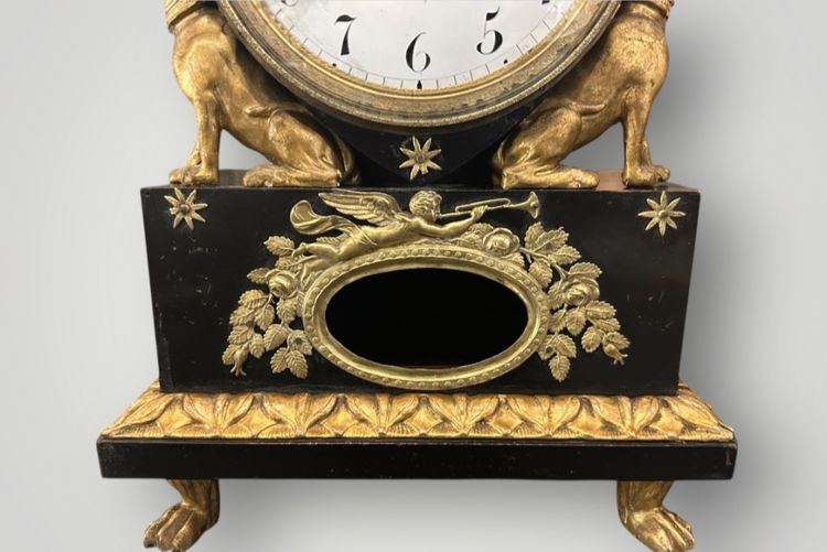 Austrian clock in lacquered and gilded wood, early 19th century - Vienna - Austria - Empire H 50 cm