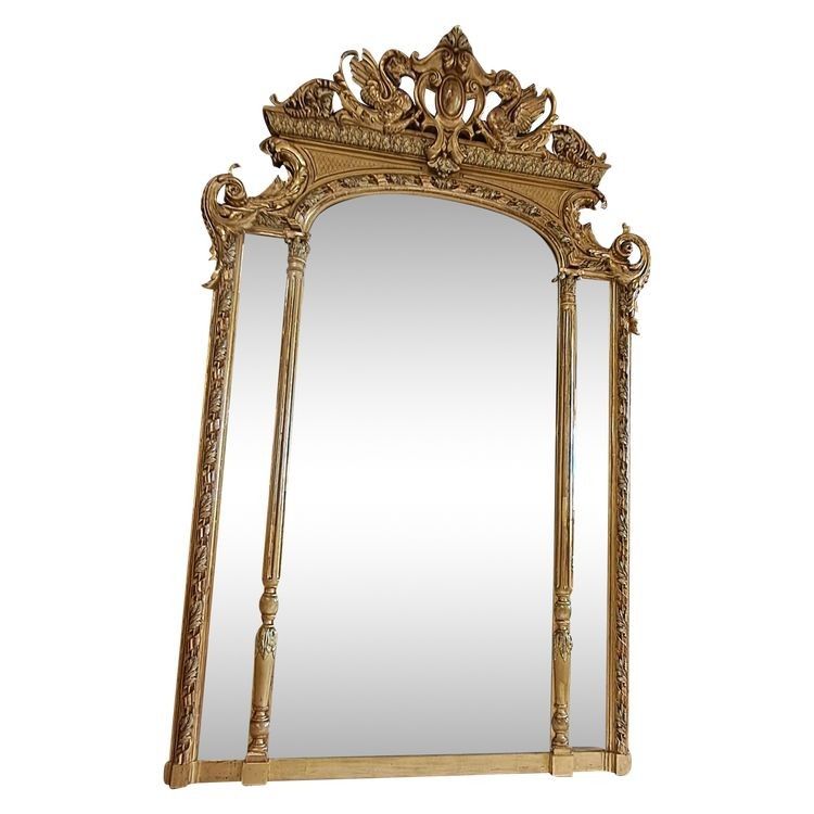 Lampadario in ottone massiccio con decorazione a chimera