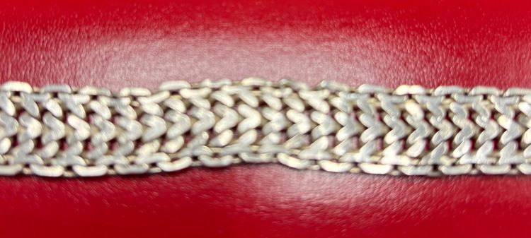 BRACCIALE IN ARGENTO MASSICCIO