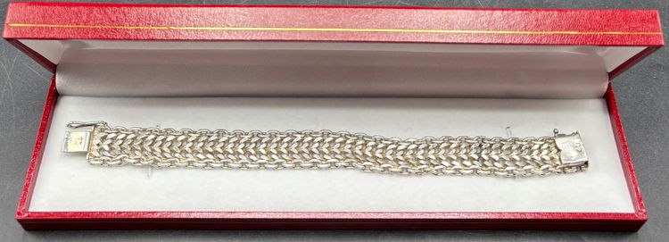 BRACCIALE IN ARGENTO MASSICCIO