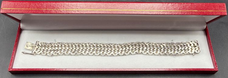 BRACCIALE IN ARGENTO MASSICCIO